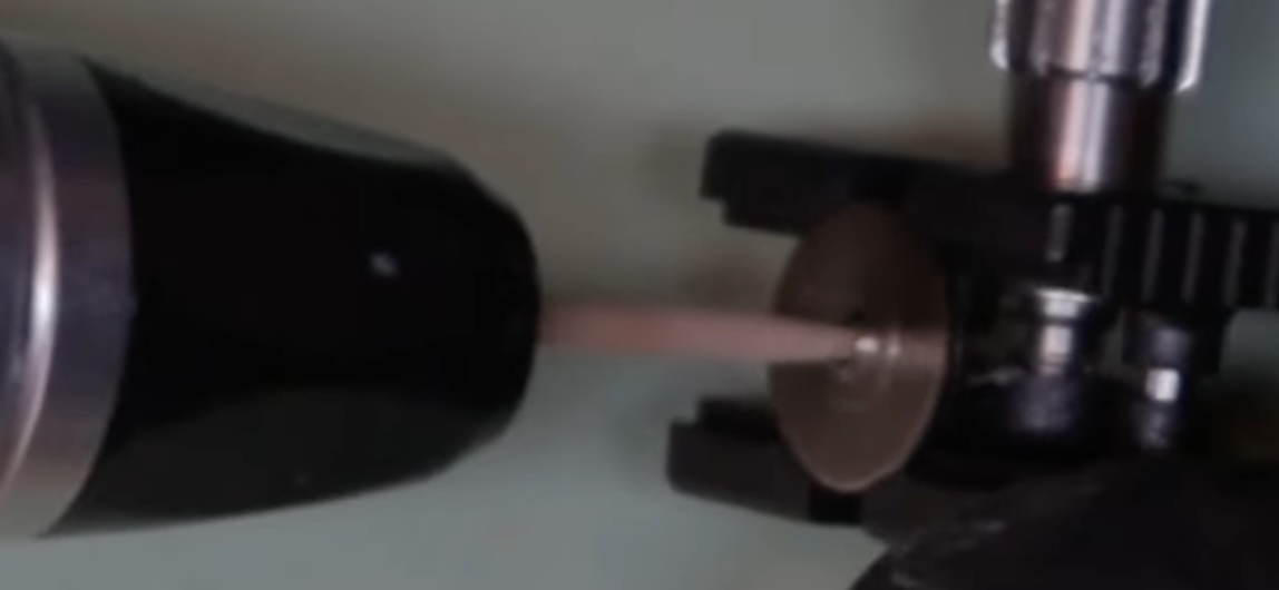 Polissage du trou du barillet